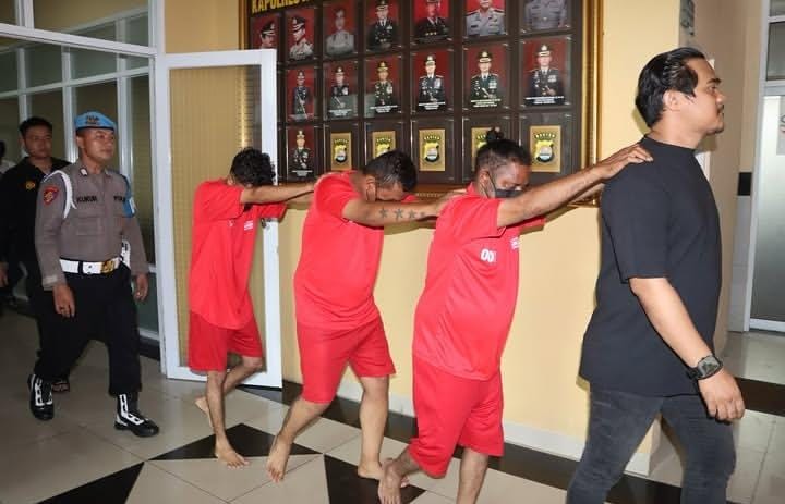 Peras Pengendara di Jalan, Tiga Matel Ditangkap Polisi